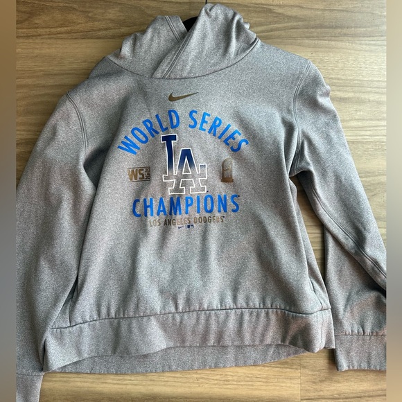 Nike Sweaters - Nike MLB Los Angeles Dodgers Womens
Size M Hoodie 2020 World Series Champions